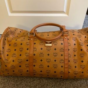 Duffle Bag and Tote Bag